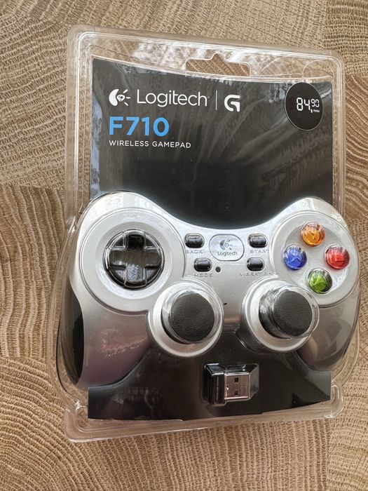 Безжичен геймпад Logitech - неотварян