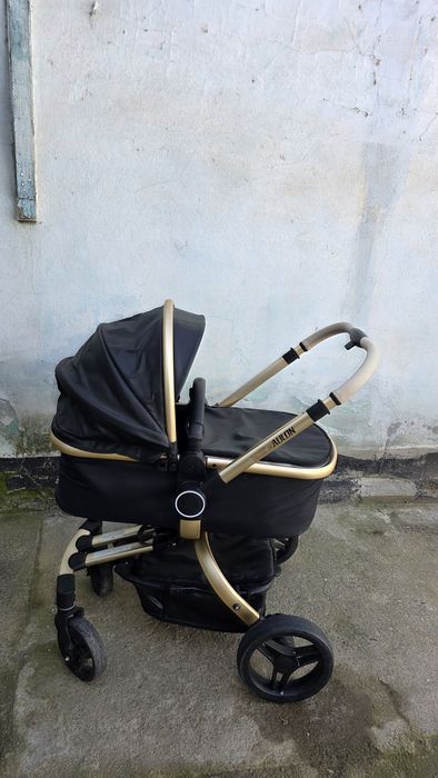 Продам коляску 3в1