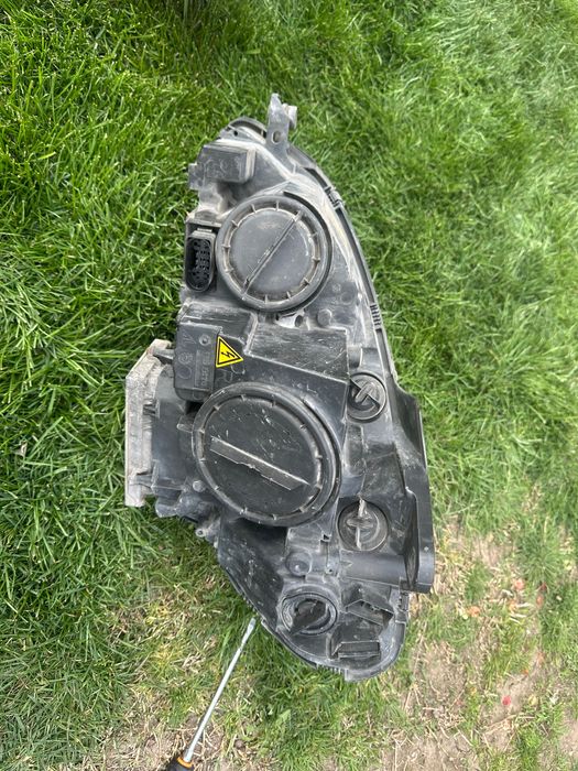 Оригинални фарове мерцедес C350 w204