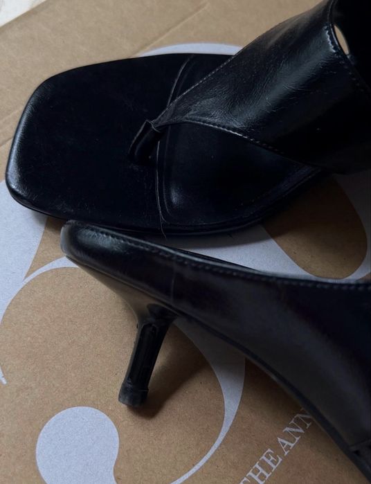 Черные босоножки ZARA