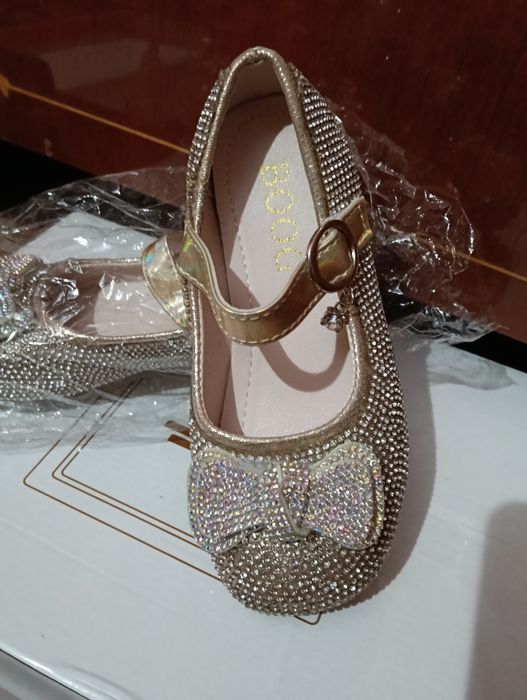 Papuci fetite eleganti
