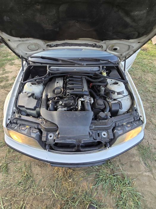 BMW Е46 330d на части само.