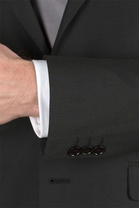 Пиджак с брюками от датского бренда Bruuns.