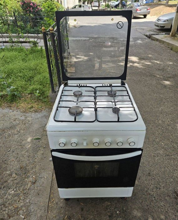 Gaz plita sotiladi
