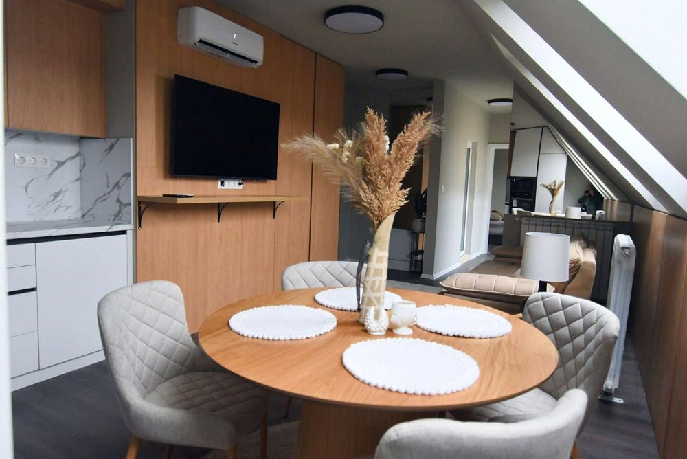 Дава се под наем Двустаен апартамент в София, Зона Б-19 - 70 кв.м за 846.6 € - Снимка #3