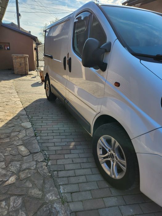 Opel Vivaro 2011