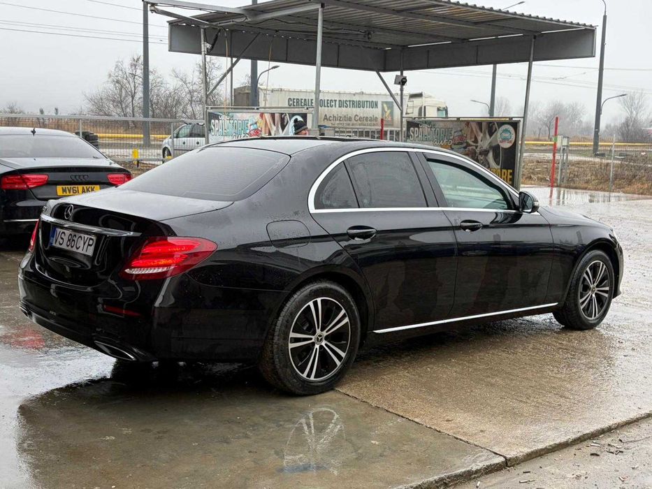 Mercedes E class panoramic