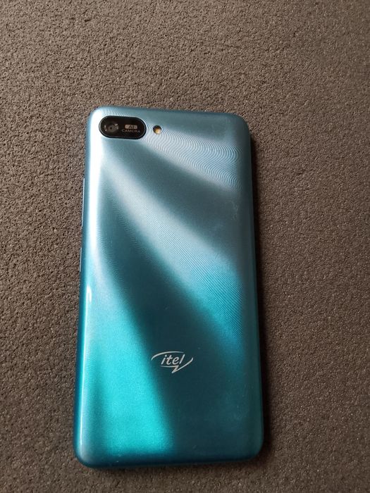 Продам. телефон.