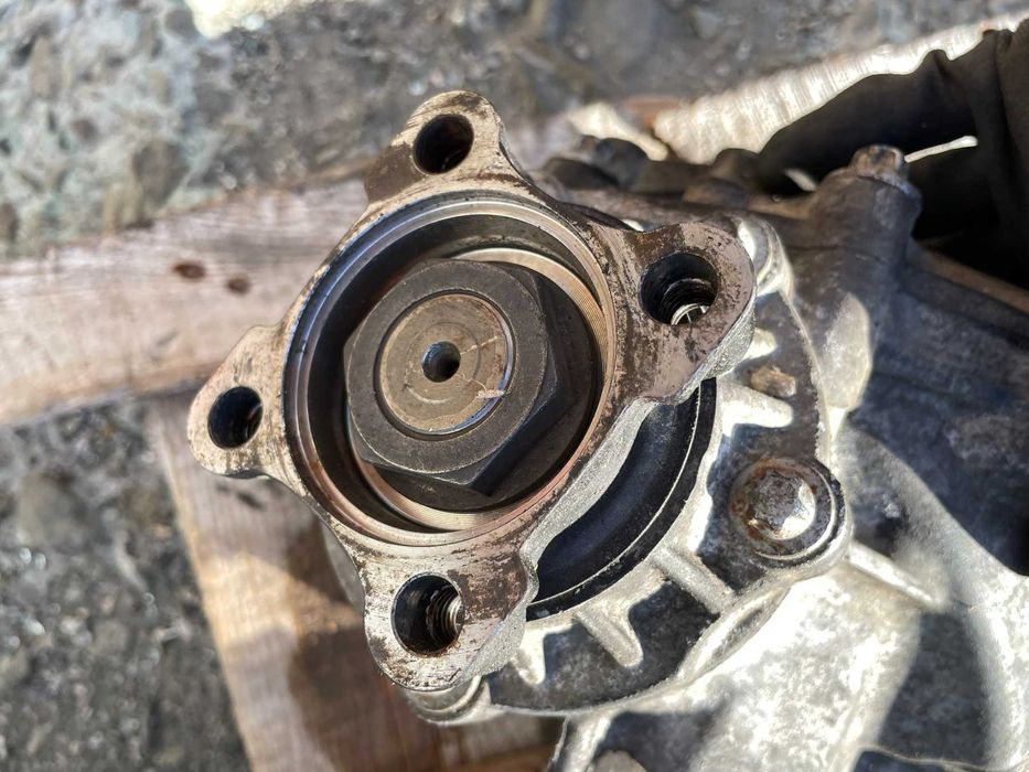 Преден Диференциал Mercedes E class W211 V6 4matic 2008