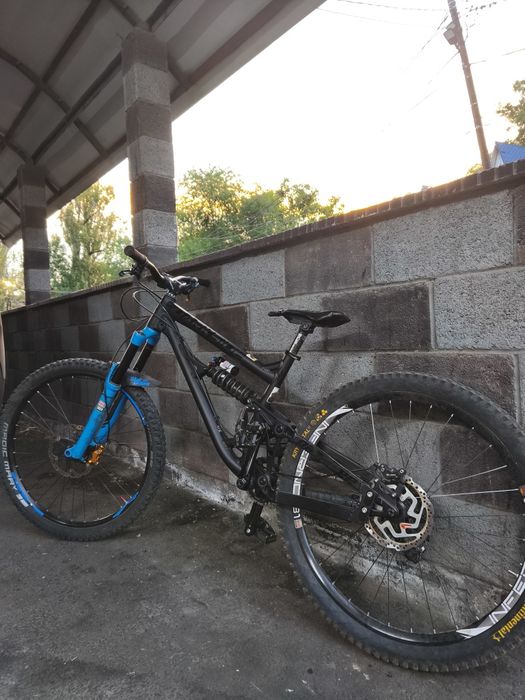 Продам banshee darkside 18 года