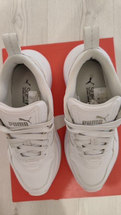 Бели маратонки Puma