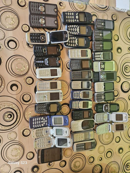 Modele vechi mobile.