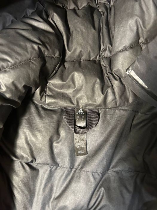 Продается зимняя пуховка Adidas