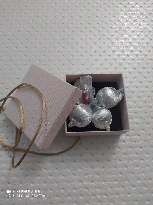 Бонбоньерки продам готовые с конфетами