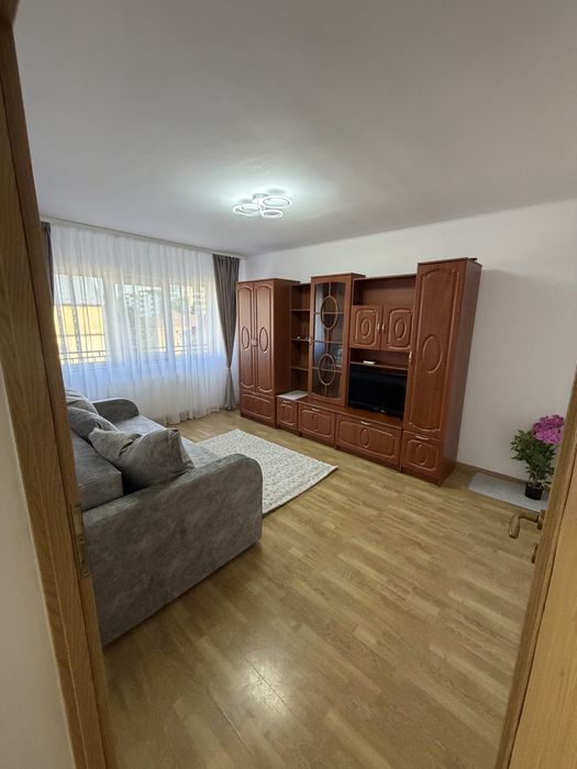 Vand Garsoniera in sibiu zona rahovei