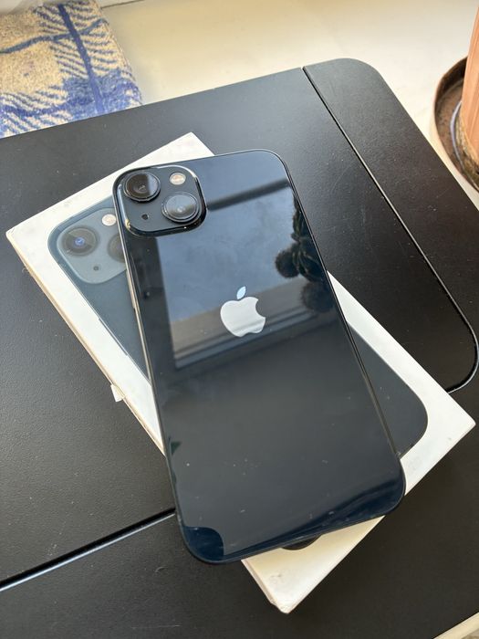 Продам iphone 13 128гб