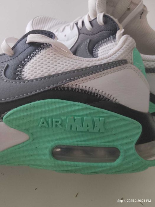 Оригинални Маратонки Nike Air Max Excee 40