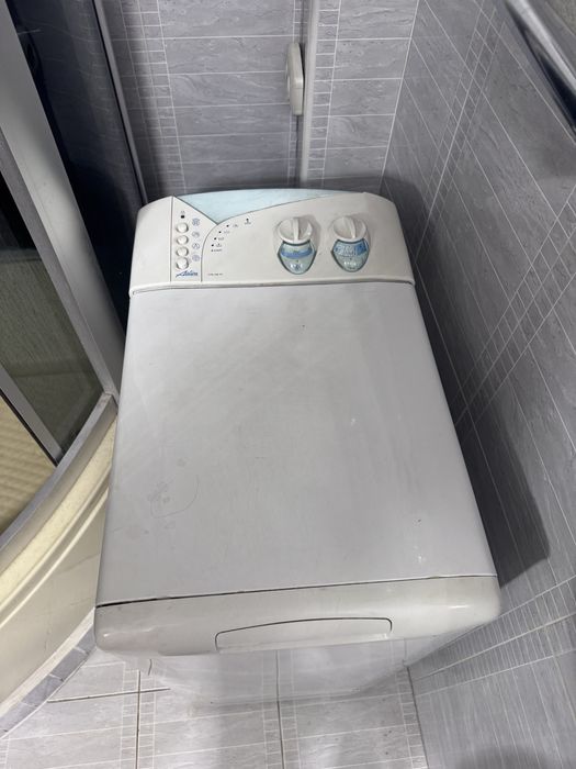 Продам стиральную машину Candy Activa
