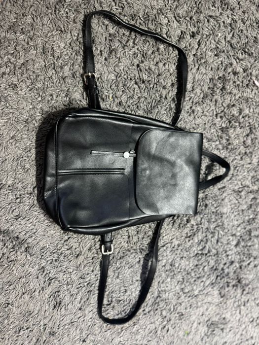 Ghiozdan Zara piele.impecabil