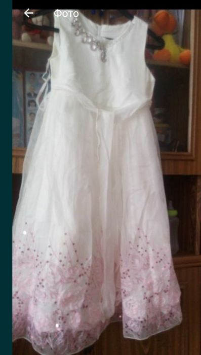 Продам платье для девочек