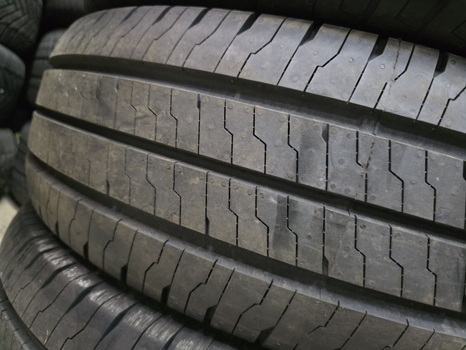 Нови летни гуми за Бус 205 75 16 С - Continental