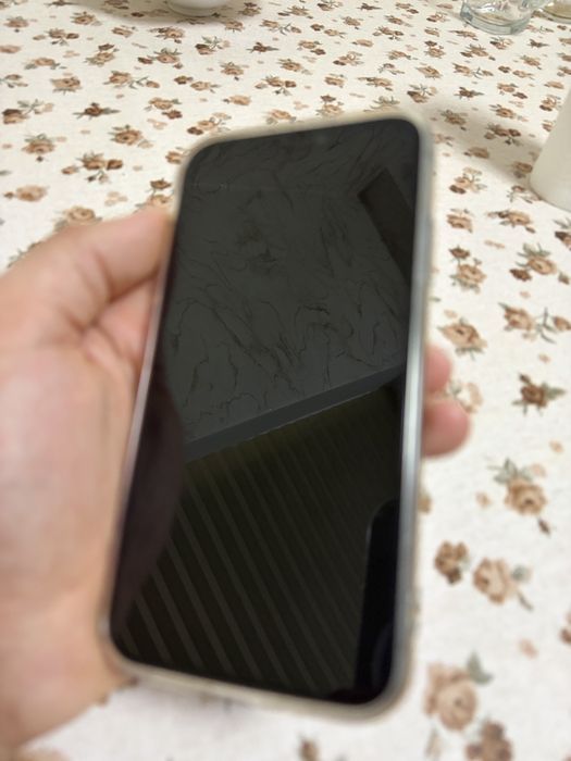 Продаю iphone 11. 64gb