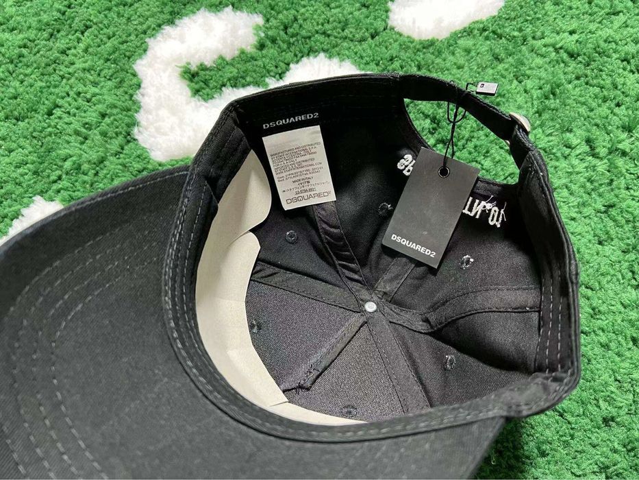 !! Reducere !! Sapca dsquared2 neagra