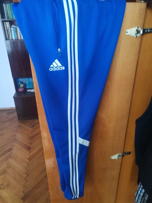 Ново Долнище Adidas