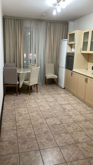 Сдам 2х комн квартиру