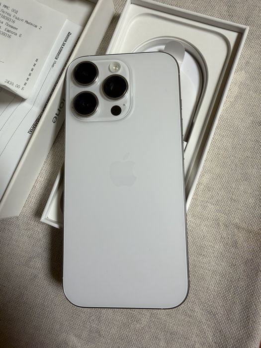 продавам Iphone 16 pro