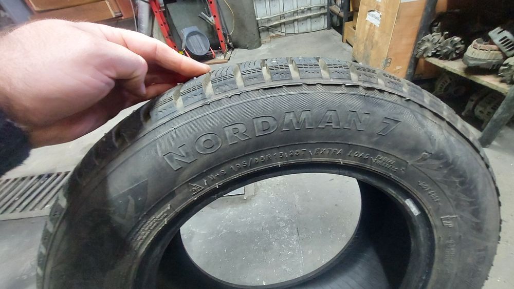 Зимнии шины Nokian Nordman 7 195/65 R15