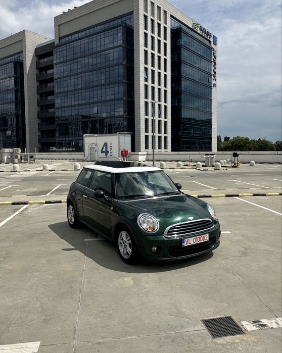 Mini Cooper One trapa,keyless,Navi