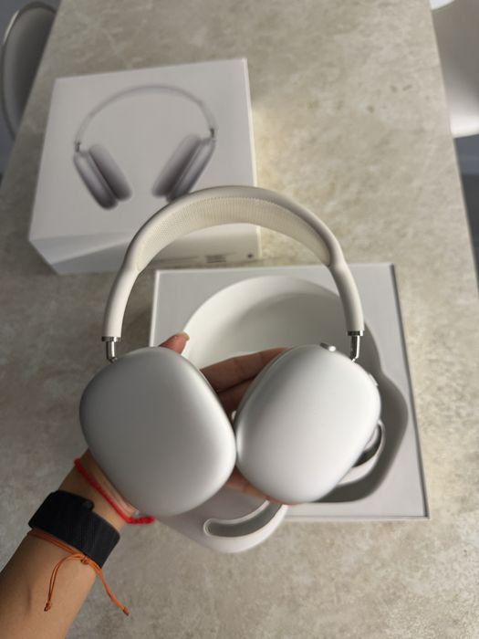 AirPods max оригинал