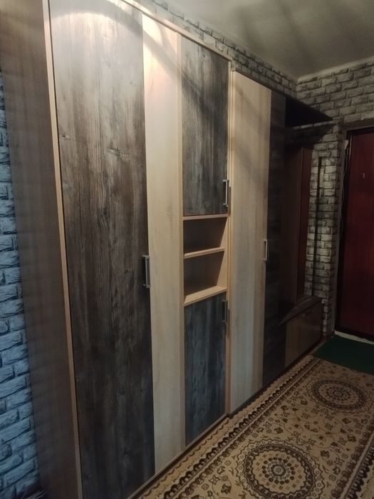 Прихожка ( гарнитур в коридор)