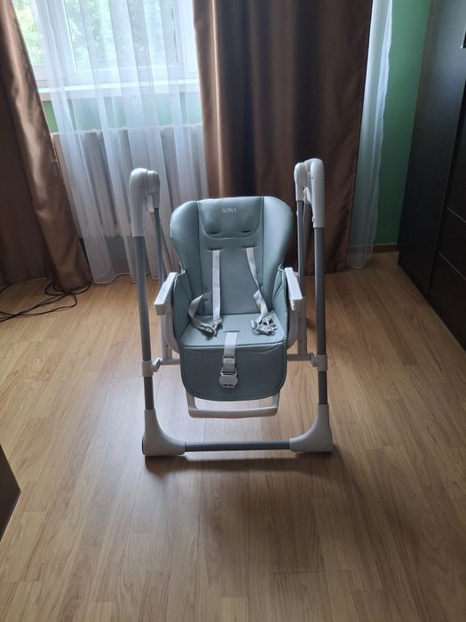 Детский стульчик для кормления