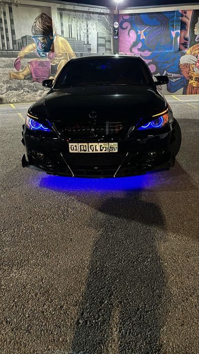 Продаётся рестайл BMW e60 530i полный тюнинг салона под заказ