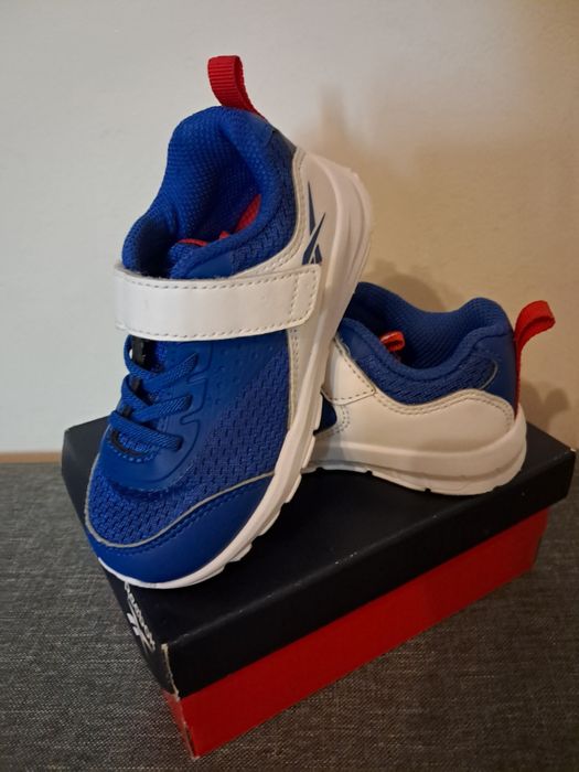 Adidași Reebok mărimea 23