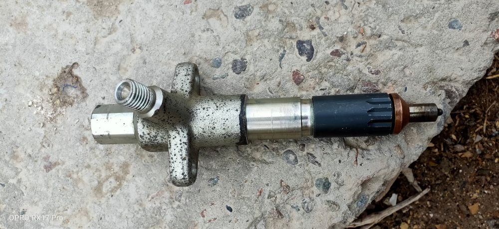 Форсунки Исузи 10 тонника б/у