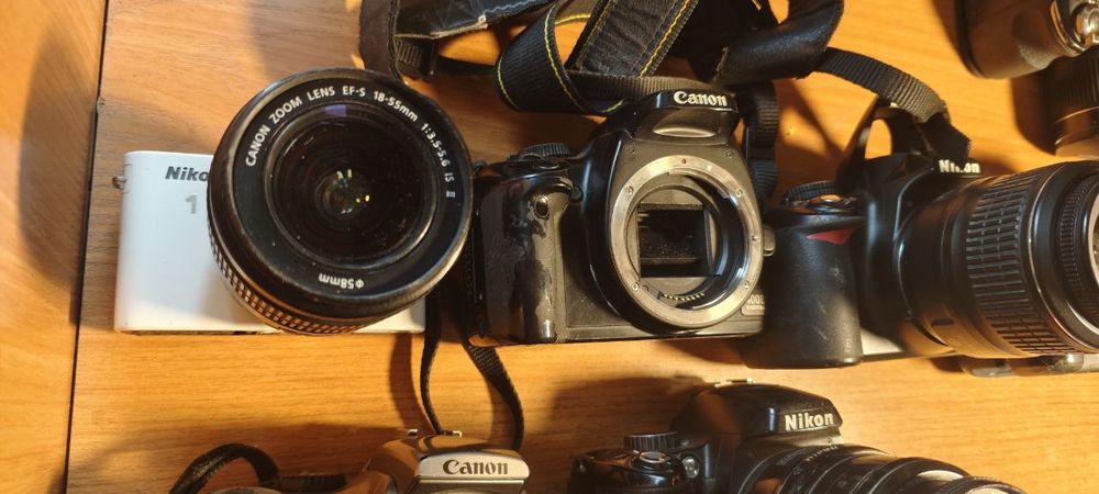 Продам зеркальные фотоаппараты
