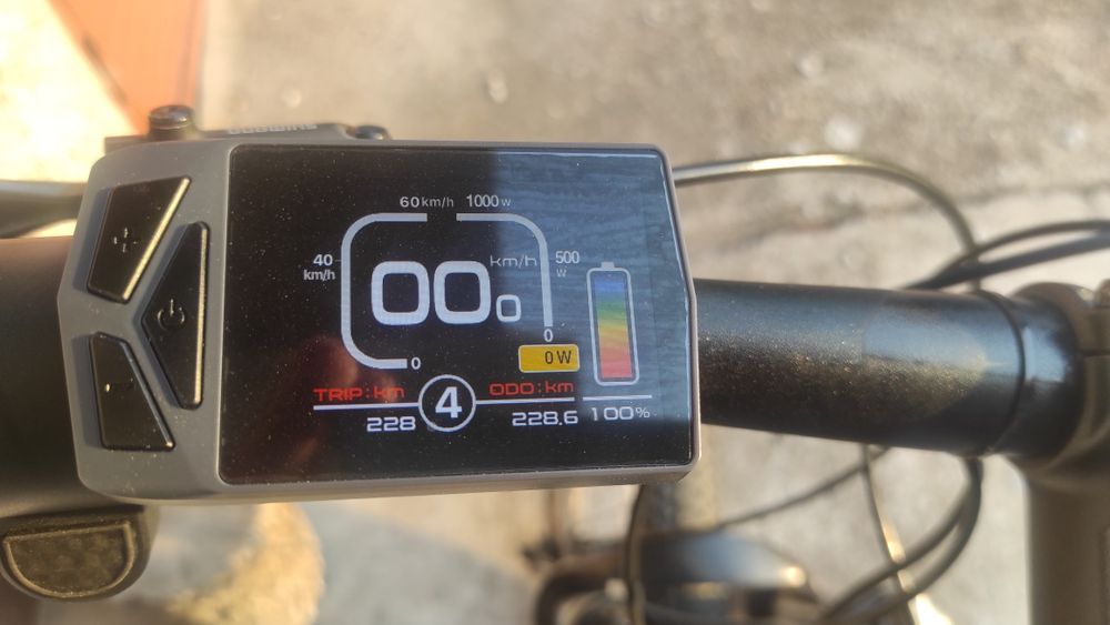Продавам колело Cube Aim Race със двигател Bufang 1000W