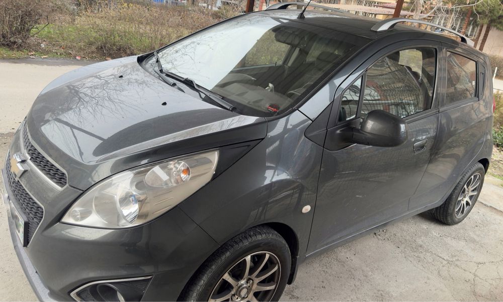 Продаю Chevrolet Spark 4 2018 года