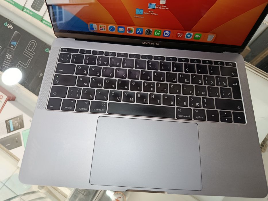 MacBook Pro sotiladi