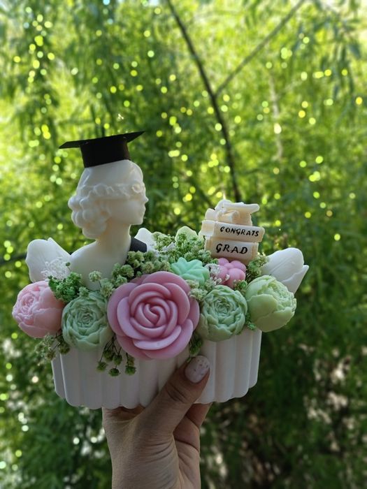 Aranjament floral din ceară de soia