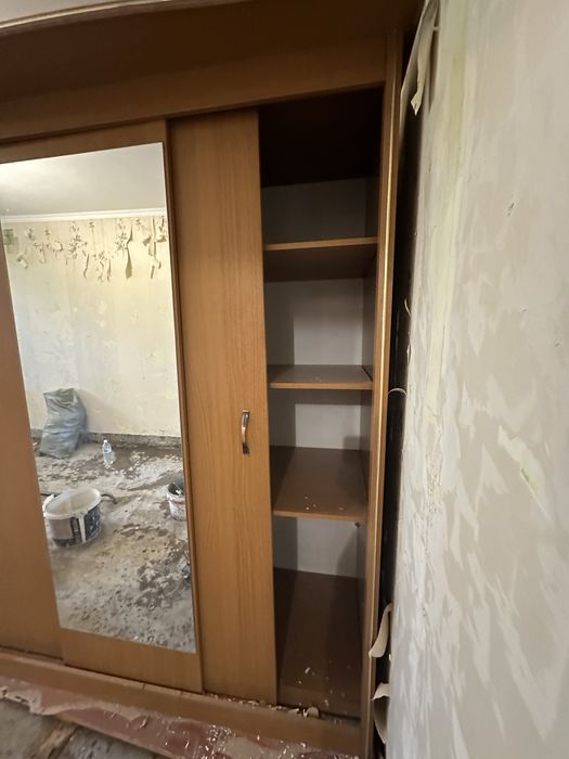 Шкаф в хорошем состоянии