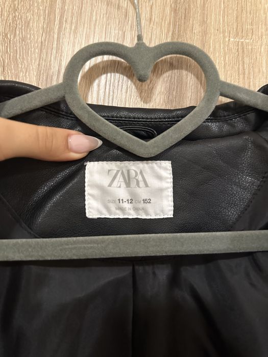 Черно кожено яке