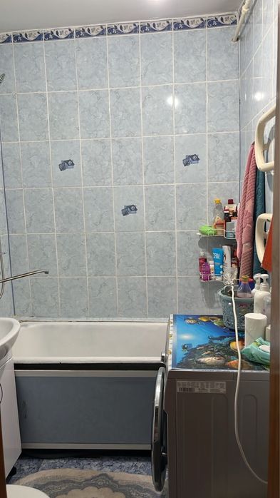 Продам 3 комн квартиру в центре