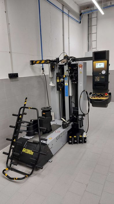 CORGHI - Artiglio MasterCode - роботизирана монтаж/демонтаж машинa