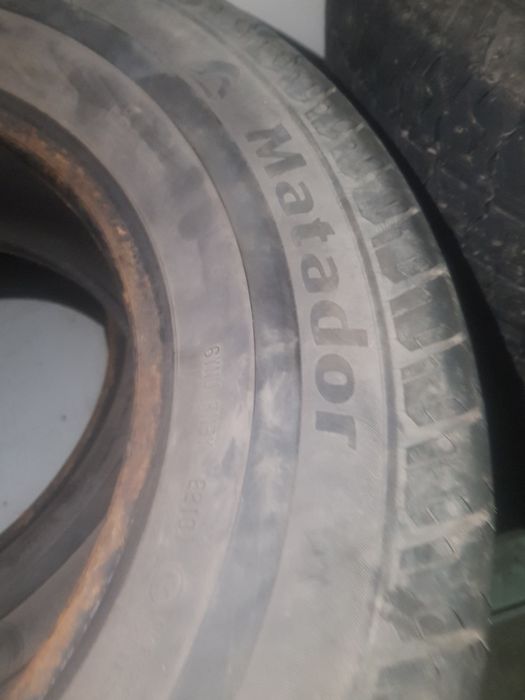 Продам 225 70 R15 C