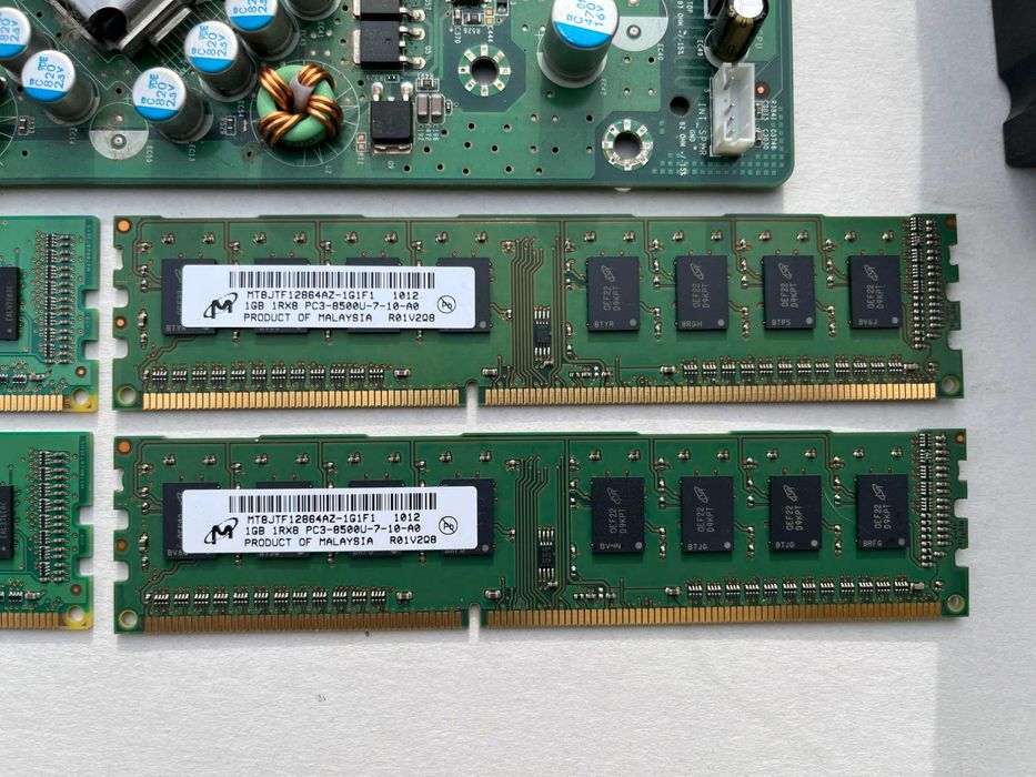 DELL, дъно, процесор - Q6600, охлаждане, РАМ - 4гб, захранване, кутия