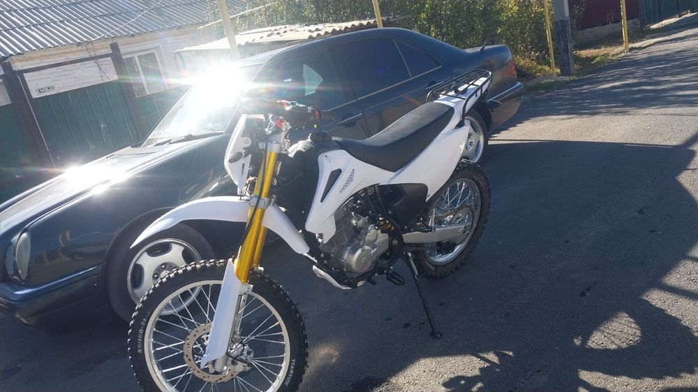 Продается машина с мотоциклом